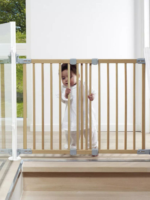 BabyDan Guard Me Fold Baby Gate, Compare