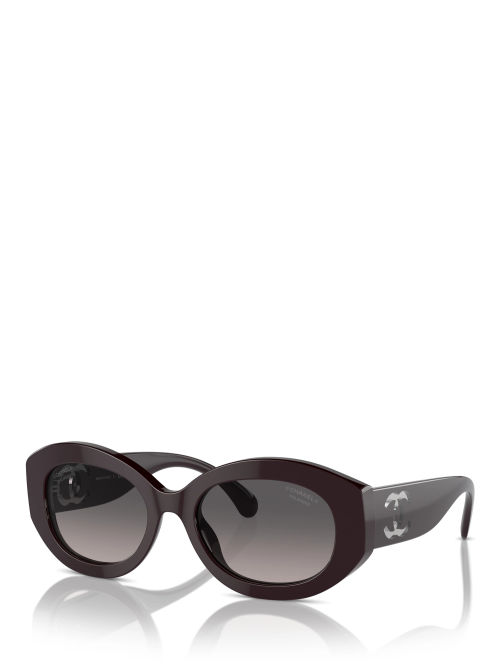 CHANEL Polarised Oval...