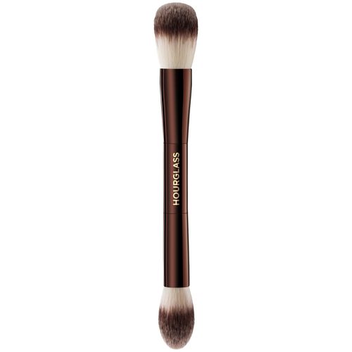 Giorgio Armani Maestro Concealer Brush | Compare | Bluewater