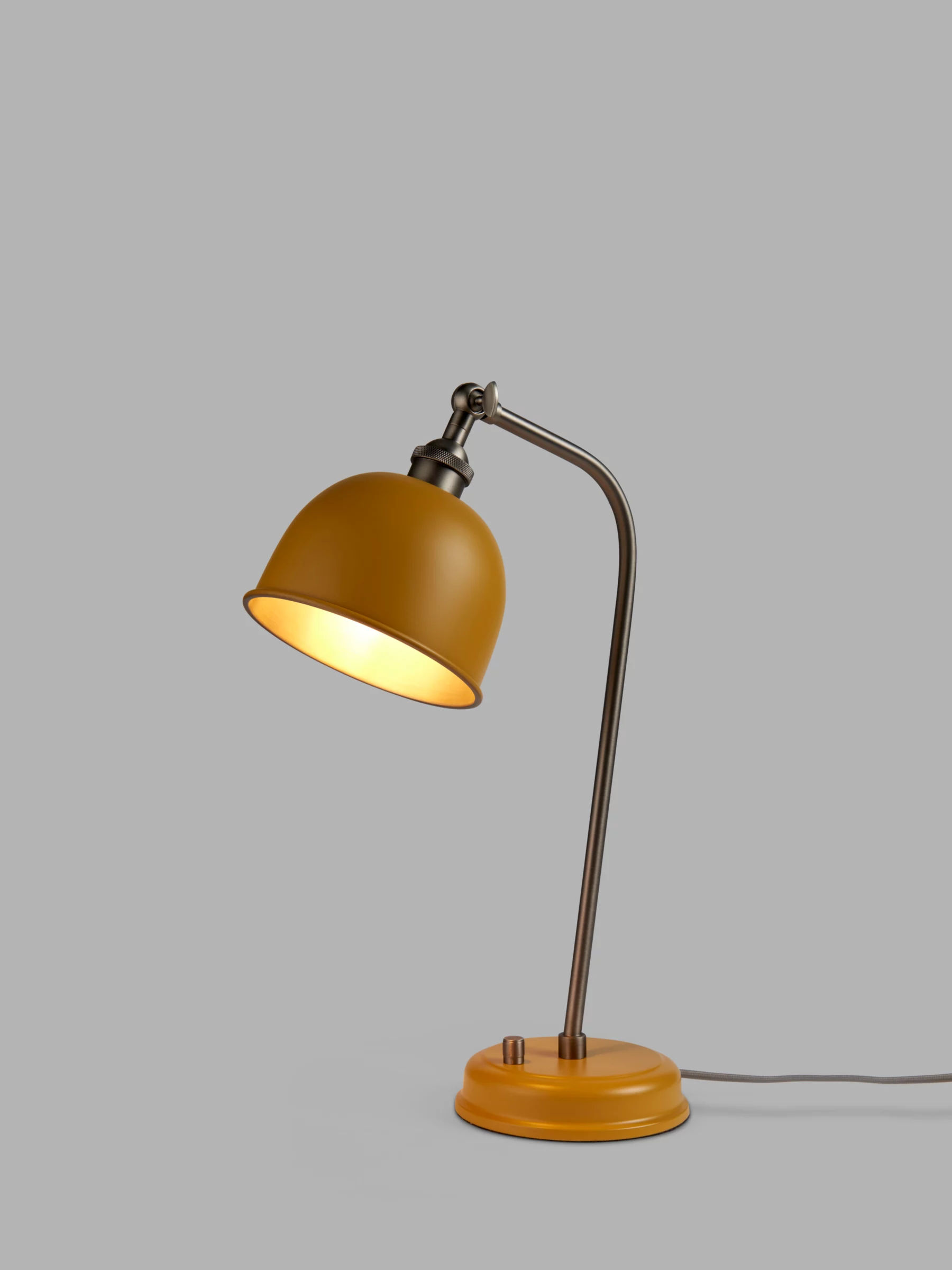 Baldwin shop desk lamp