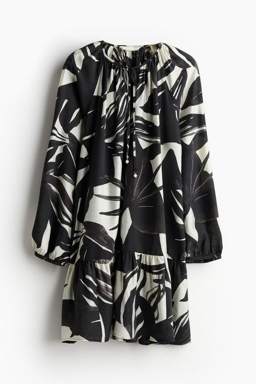 H & M - Tie-detail dress -...