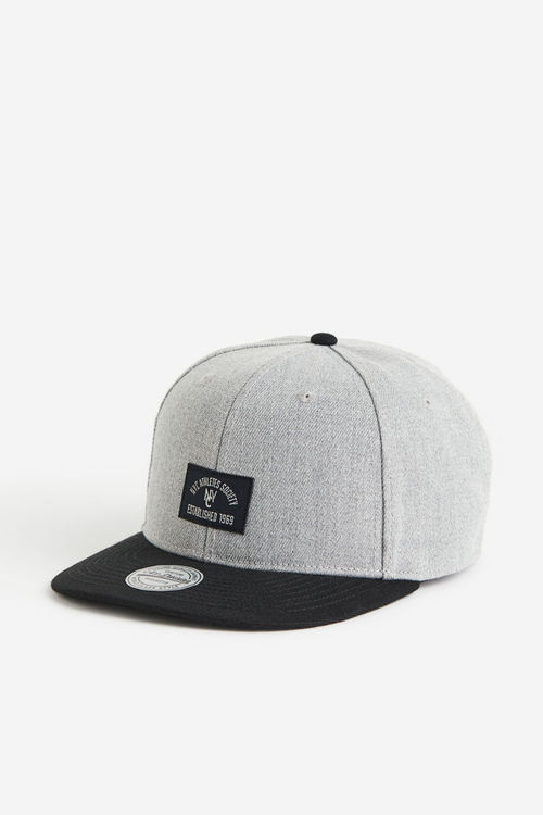 H & M - Appliquéd cap - Grey