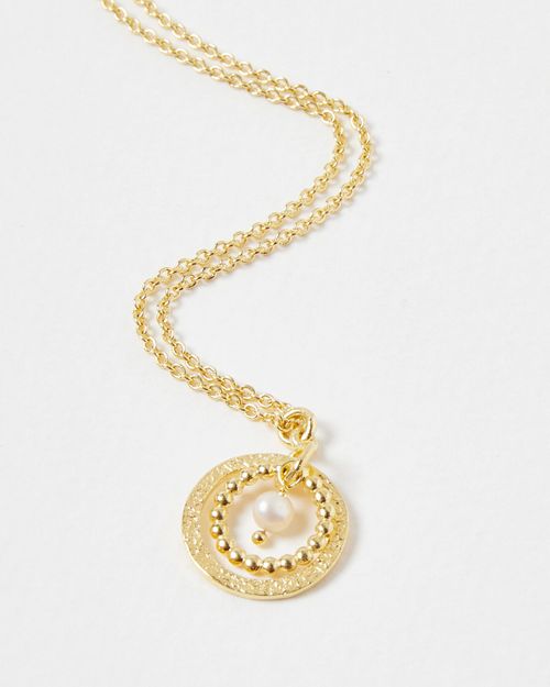 Chloe Circle Freshwater Pearl...