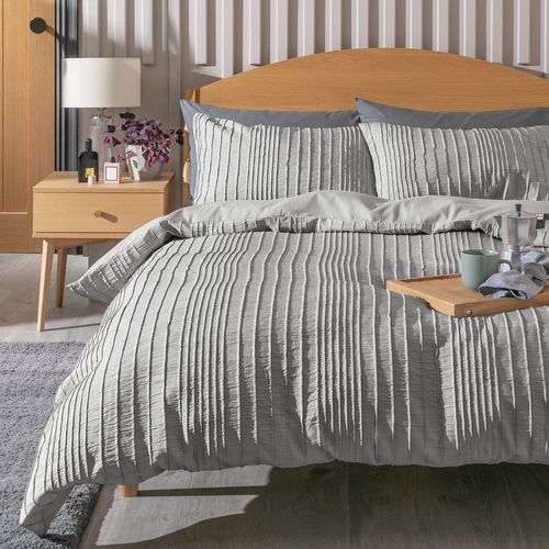 Habitat Crinkle Grey Bedding...