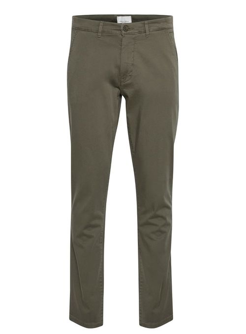 CASUAL FRIDAY Slim Khaki...