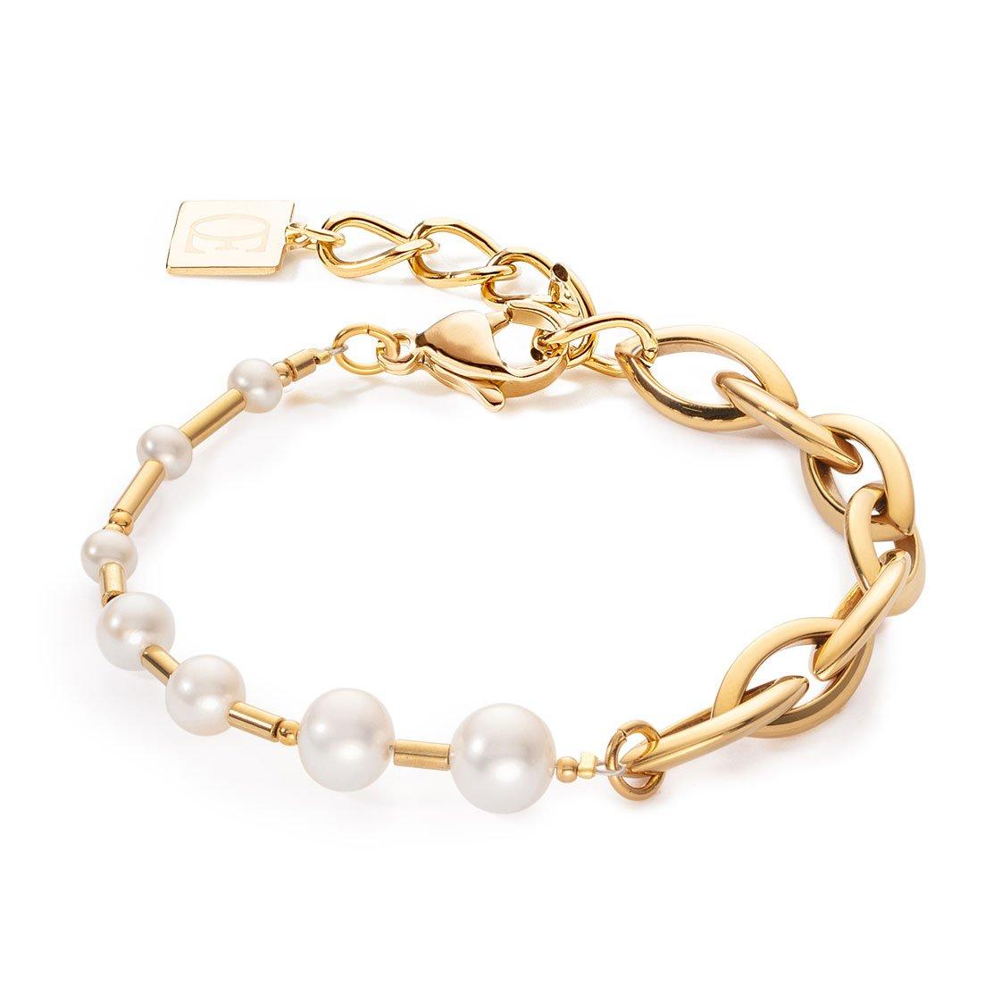 A Modern 9ct Gold and Freshwater Pearl Bead Necklace, in a Beaverbrooks box.