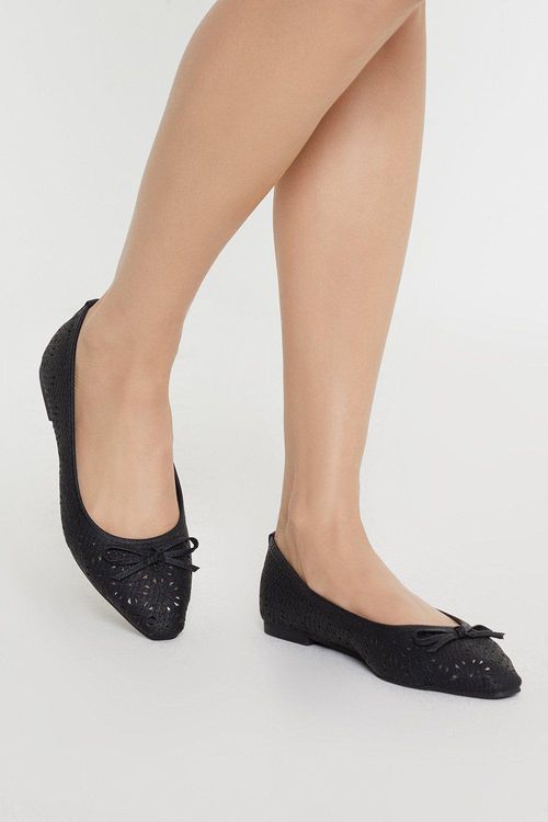 Cut Out Detail Ballet Flats