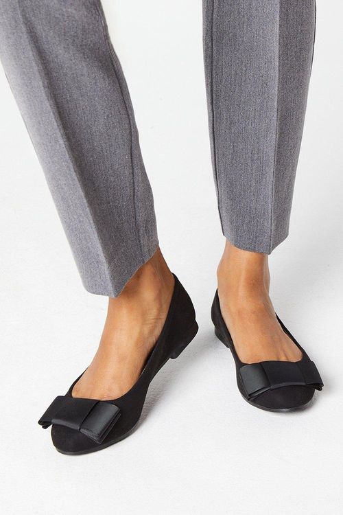 Womens Pila Bow Ballet Flats