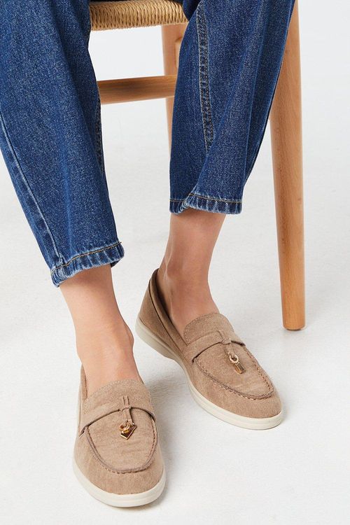 Womens Good For The Sole: Neveah Comfort Tassel Detail Loafers