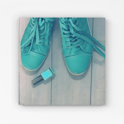 Lipstick Shoes Canvas