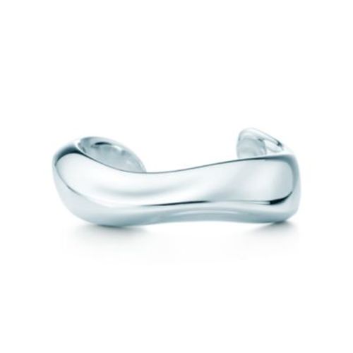 Elsa Peretti Swirl cuff in...