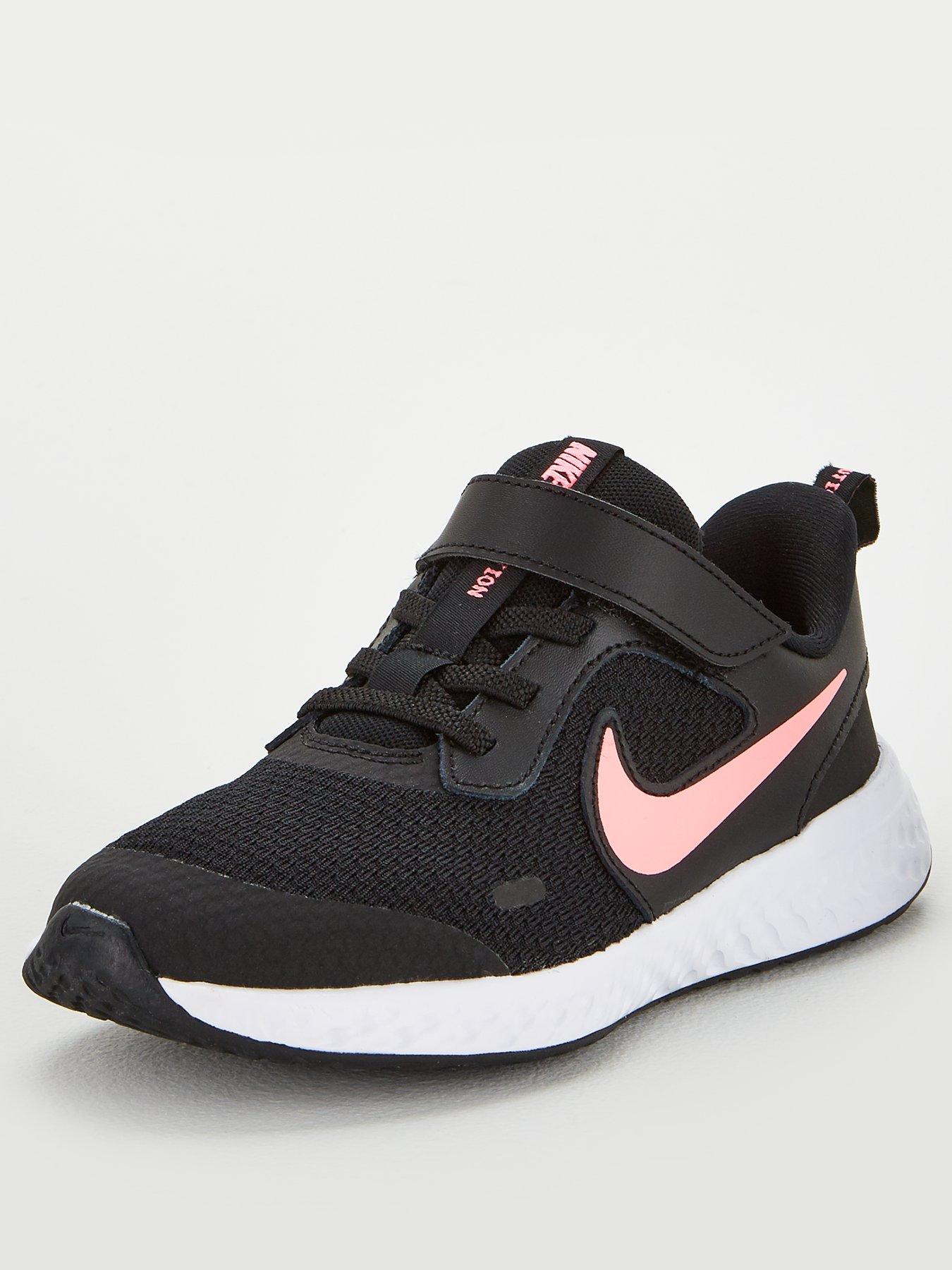 nike revolution childrens trainers