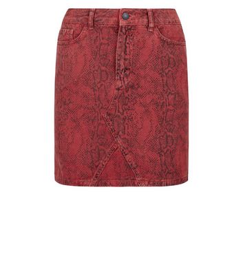 Red Belted Curved Hem Mini Skirt | New Look