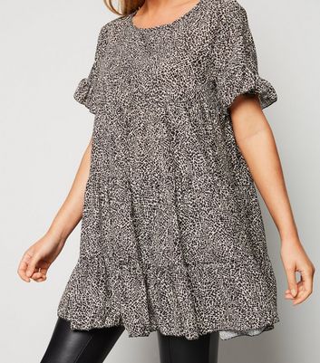 Cameo Rose Off White Mixed Animal Print Jumper New Look Cameo Rose Off White Mixed Animal Print Jumper New Look