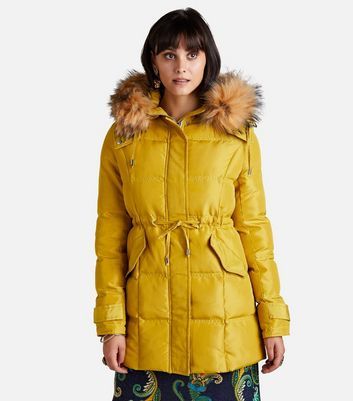 new look yellow jacket