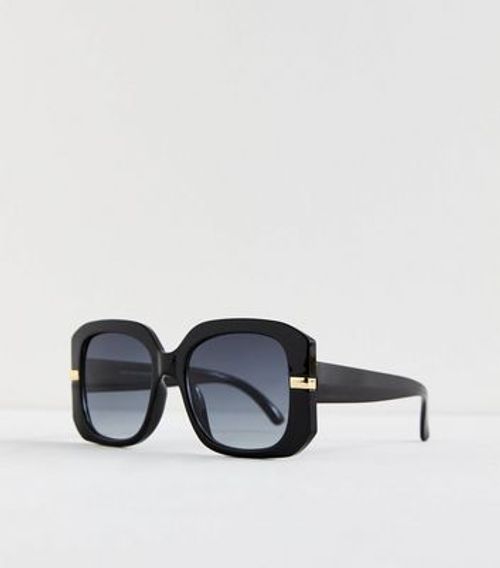 Black Square Frame Sunglasses...