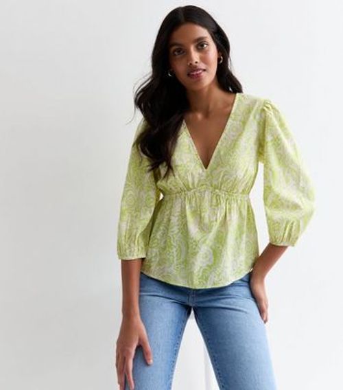 Green Floral Puff Sleeve Top...