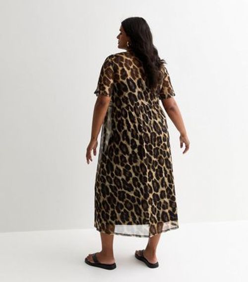 Curves Brown Leopard Print...