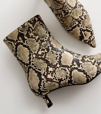 Kitten heel ankle boots new look clearance