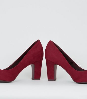 Red shoes with block on sale heel