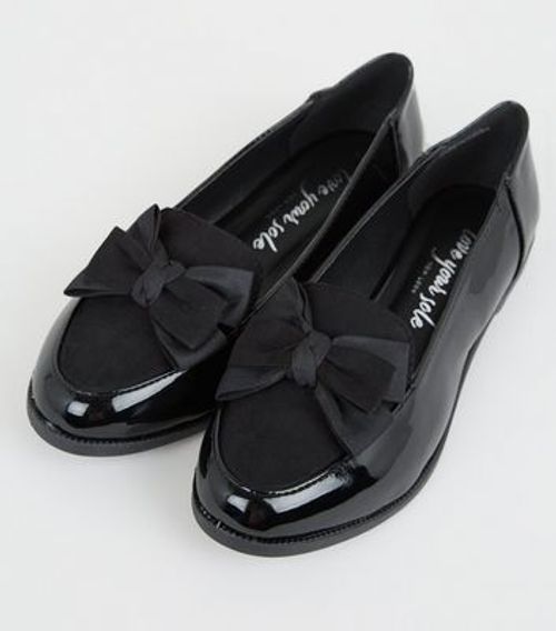 Black Patent Bow Front...