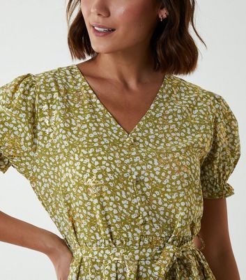 Blue vanilla top yellow dress