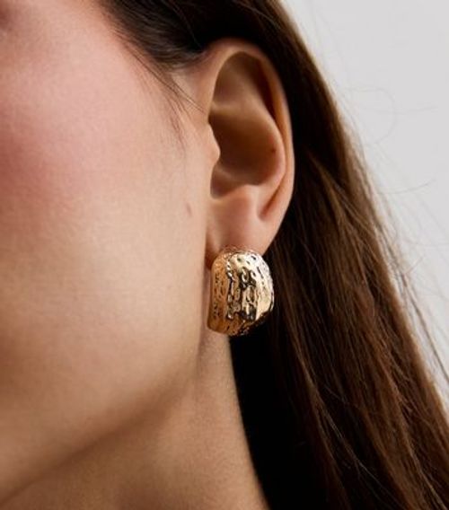 Gold Tone Textured Wide Stud...