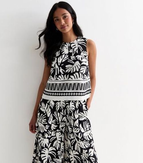 Black Leaf Print Sleeveless...