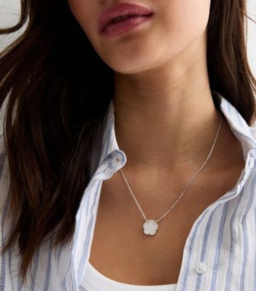 White Clover Pendant Necklace...