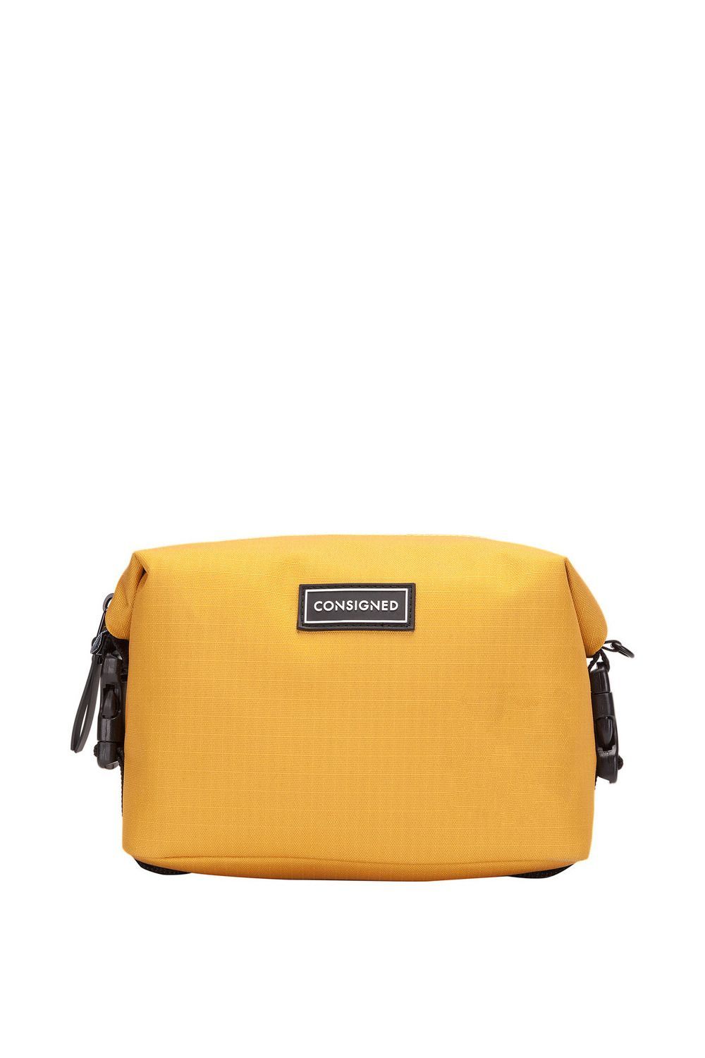 Consigned Ellis Wash Bag in...