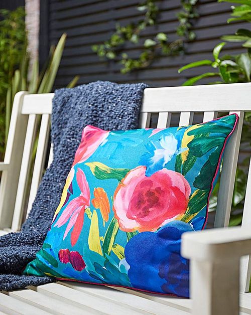 Lily Outdoor Cushion