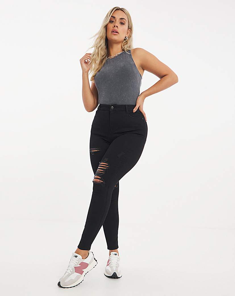 Black Chloe Ripped Skinny Jeans 22.40 Mirror Online