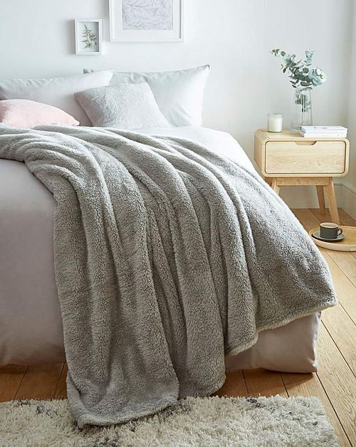 Cuddle Fleece Throw