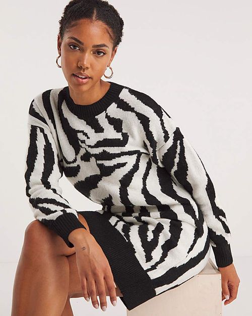 Mono Zebra Pattern Knitted...