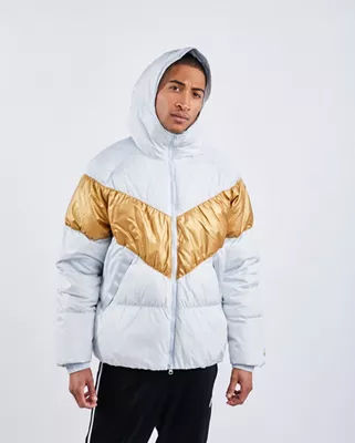 nike social currency windbreaker