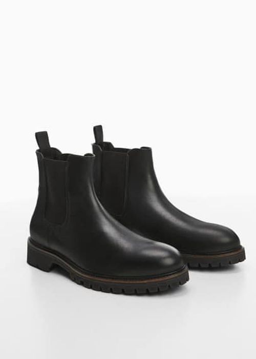 Chelsea leather ankle boots...