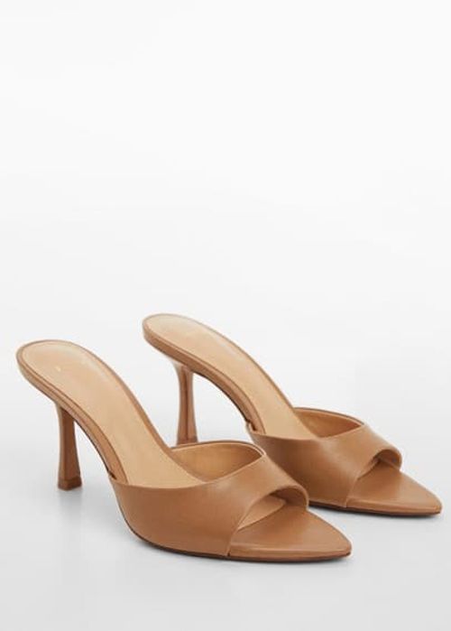 Heel non-structured sandals...