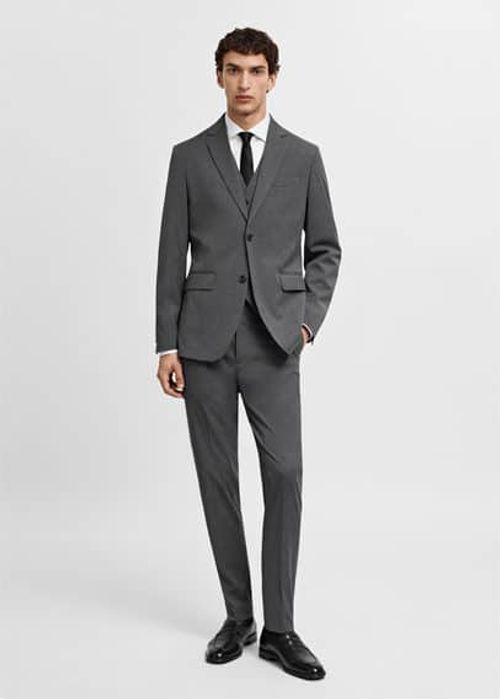 Stretch fabric slim-fit suit...