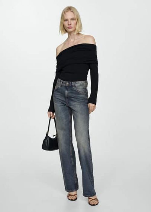 Mid-rise straight jeans dark...