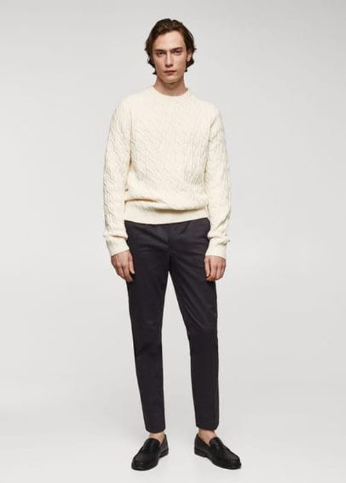 Cable-knit sweater with contrasting trim