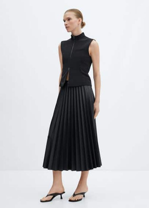 Leather-effect pleated skirt...