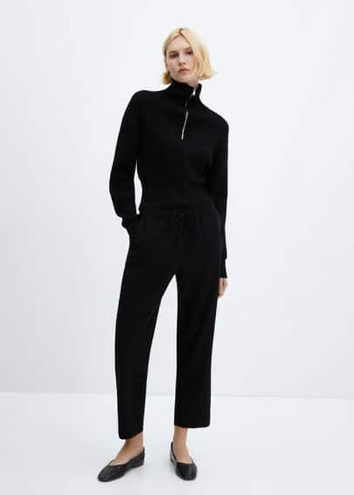 Flowy straight-fit trousers...