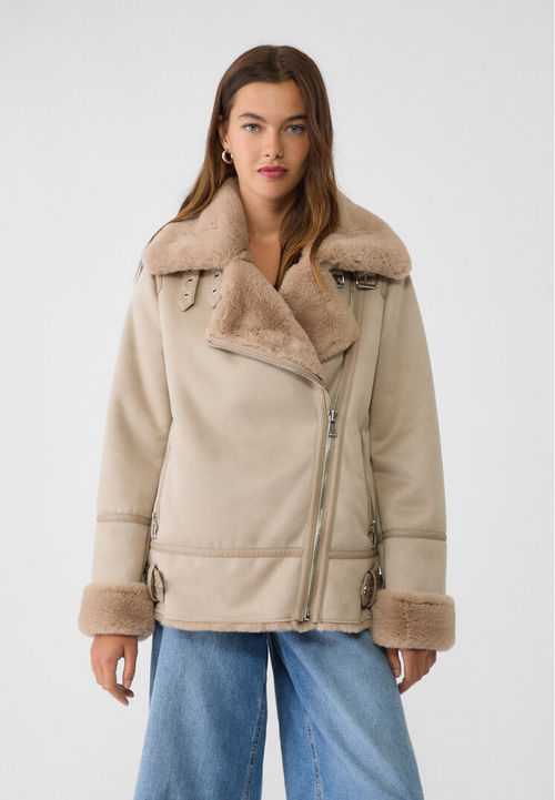 Stradivarius Soft faux fur...