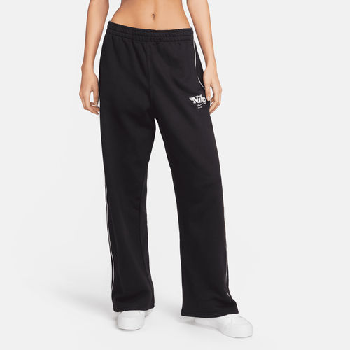 Nike Sportswear Women's...