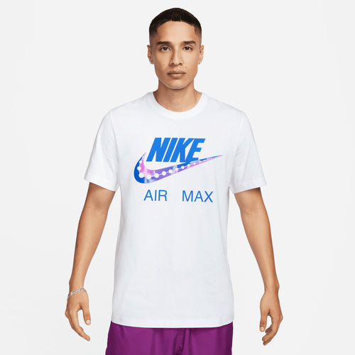 Nike Sportswear Men's T-Shirt...