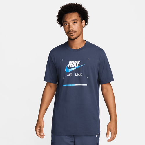 Nike Sportswear Men's T-Shirt...