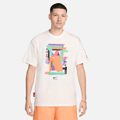 Nike Sportswear Men's T-Shirt...