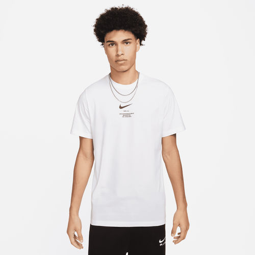 Nike Sportswear Men's T-Shirt...