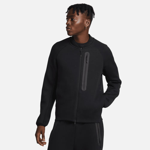 Nike Sportswear Tech Fleece...