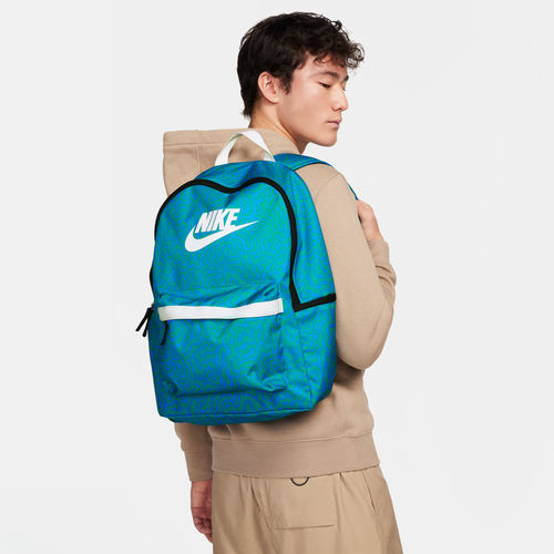 Nike Heritage Backpack (25L)...